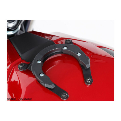 Kroužek nádrže ION


	Montáž na kryt nádrže
	Umožňuje montáž vaků na nádrže ION
	Montáž nebo demontáž vaku nádrže během něk