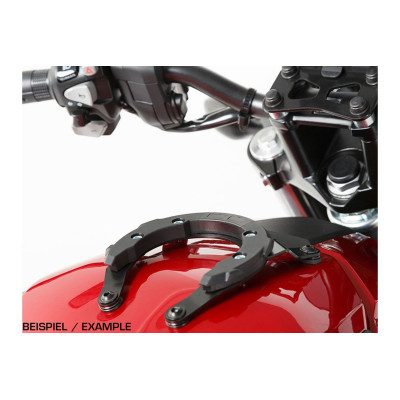 Kroužek nádrže ION


	Montáž na kryt nádrže
	Umožňuje montáž vaků na nádrže ION
	Montáž nebo demontáž vaku nádrže během něk